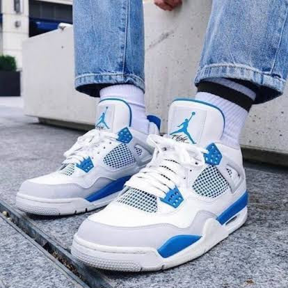 Air Jordan 4 Retro
"Military Blue"