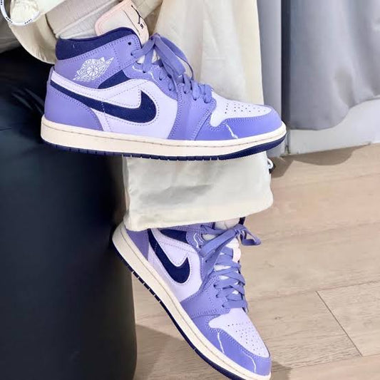 Air Jordan 1 Mid SE
"Chenille Sky J Light Purple"