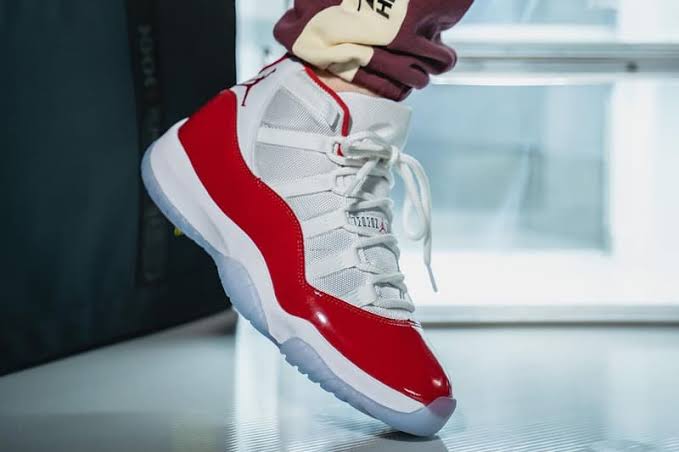 Air Jordan 11 Retro
"Cherry" (2022)