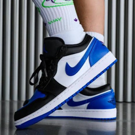 Air Jordan 1 Low
"Alternate Royal Toe"