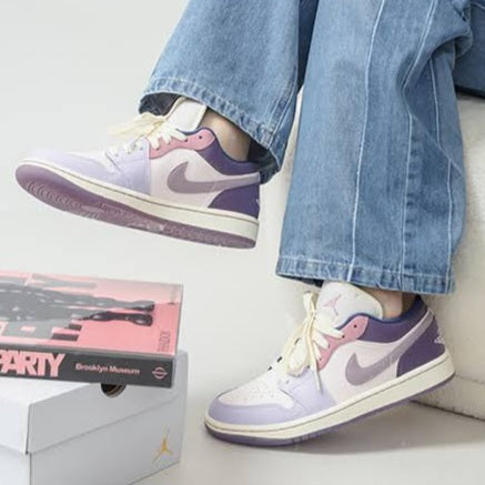 Air Jordan 1 Low
"Pastel Purple" (Women's)