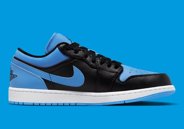 Air Jordan 1 Low
"Black University Blue"