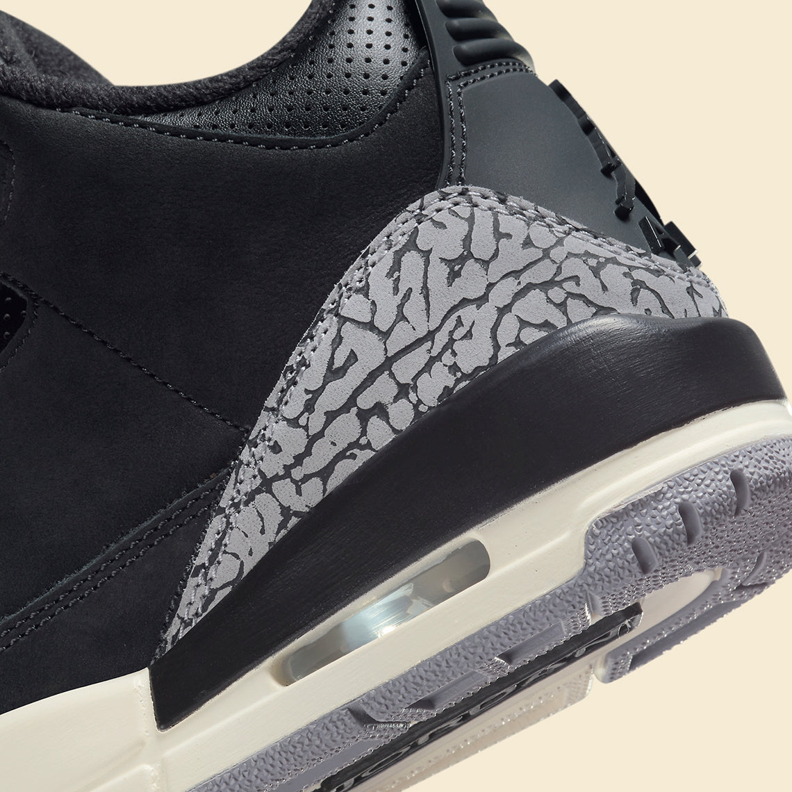 Air Jordan 3 Retro "Off Noir"