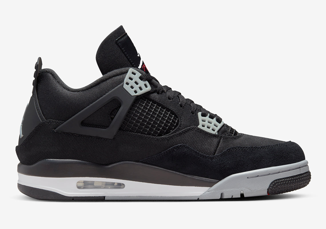 Air Jordan 4 Retro SE
"Black Canvas"