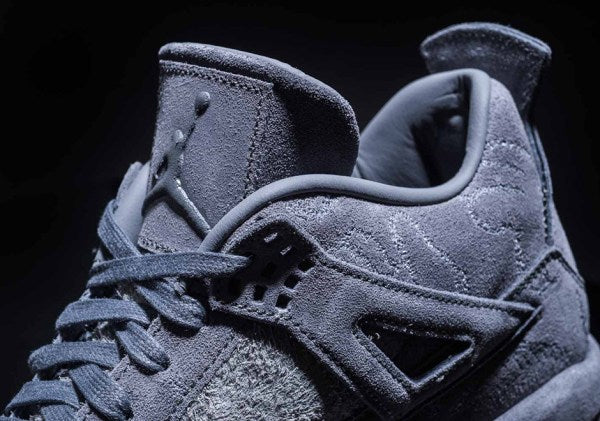 Air Jordan 4 x KAWS "Cool Grey"