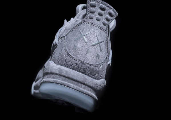 Air Jordan 4 x KAWS "Cool Grey"