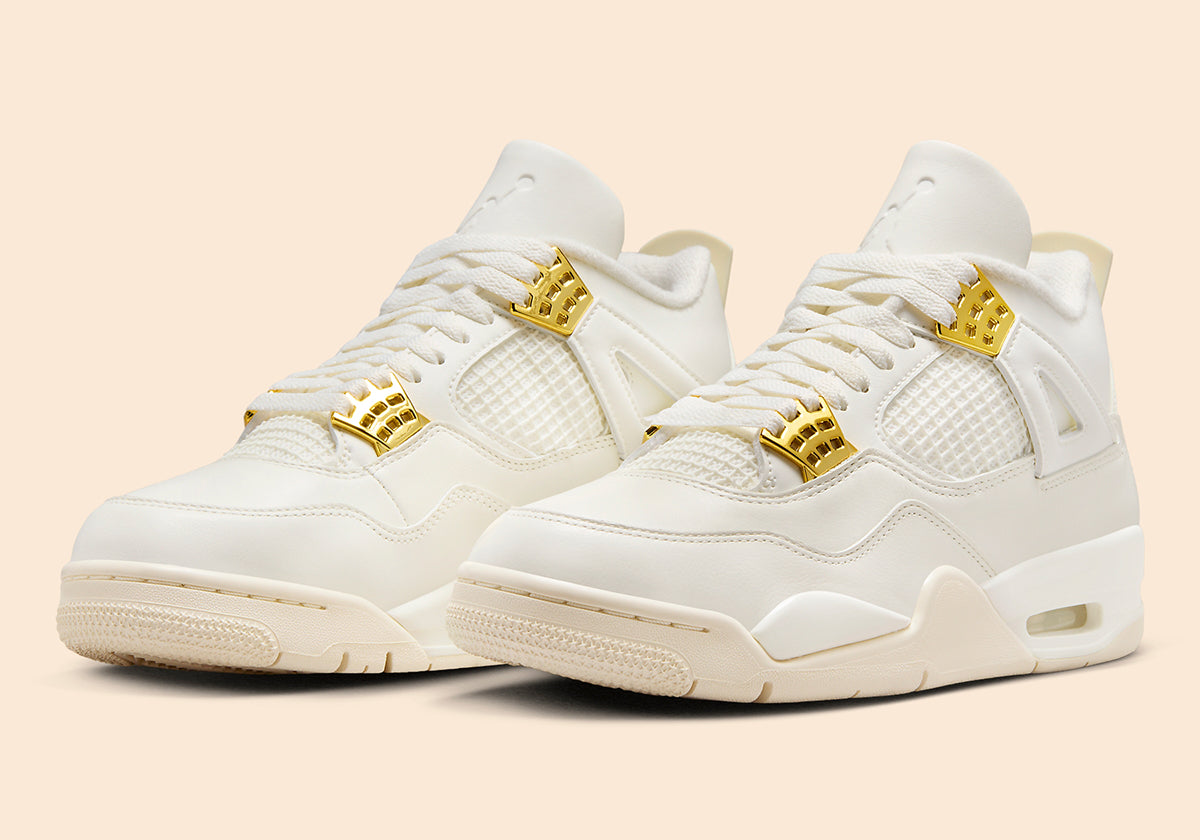 Air Jordan 4 "Metallic Gold"