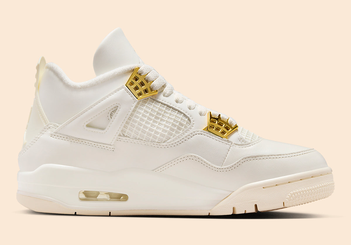 Air Jordan 4 "Metallic Gold"