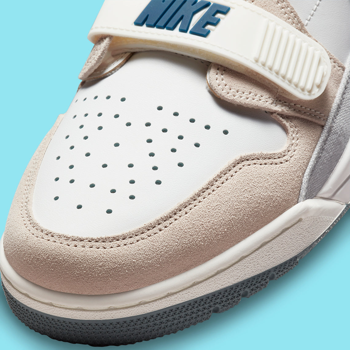 Air Jordan Legacy 312 GS "Corduroy Swoosh"