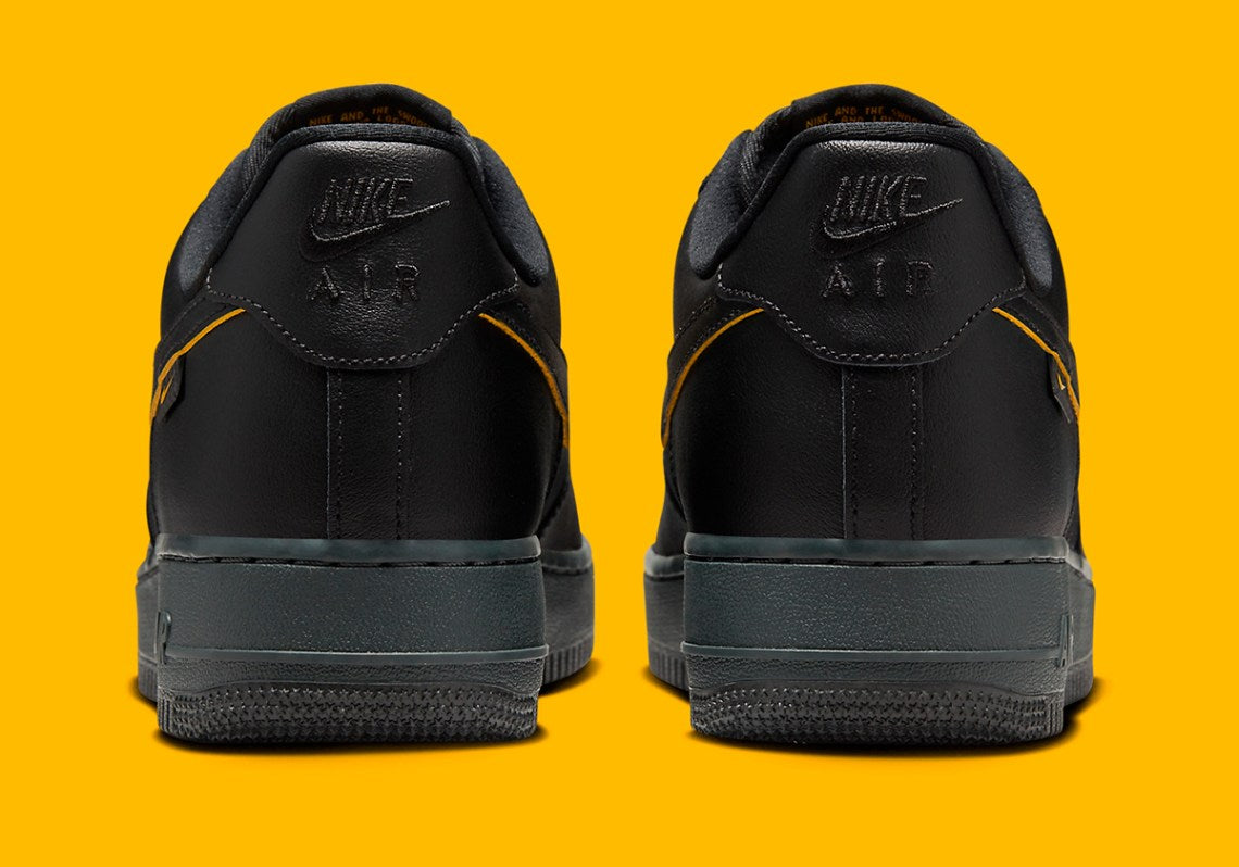 Air Force 1 Low '07
"Ballistic Mesh Black University Gold"