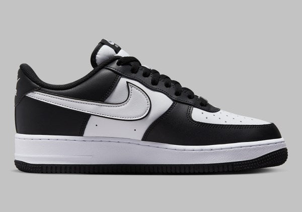 Air Force 1 Low '07
"White Swoosh Panda"