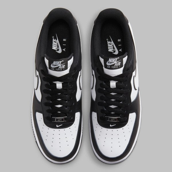 Air Force 1 Low '07
"White Swoosh Panda"