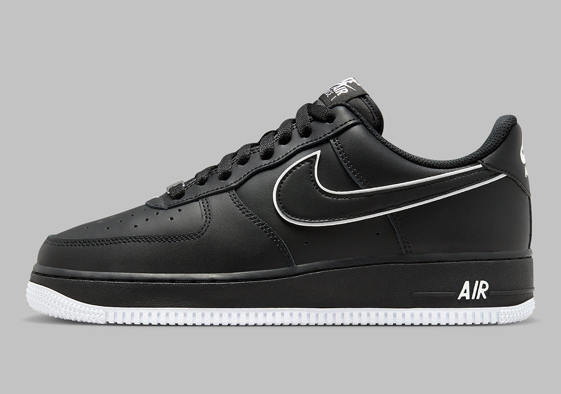 Air Force 1 Low '07
"Black White Sole"