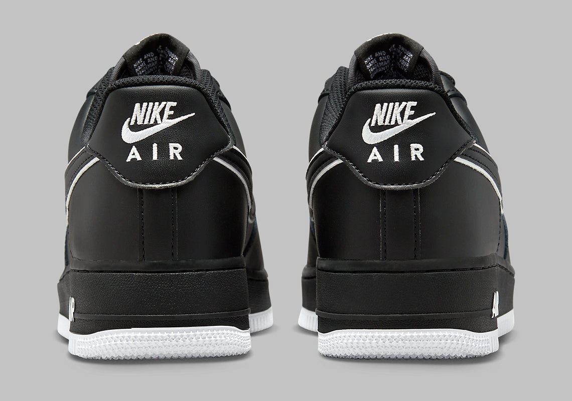 Air Force 1 Low '07
"Black White Sole"