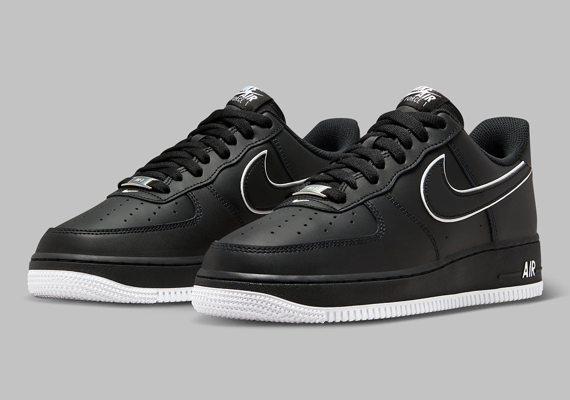 Air Force 1 Low '07
"Black White Sole"