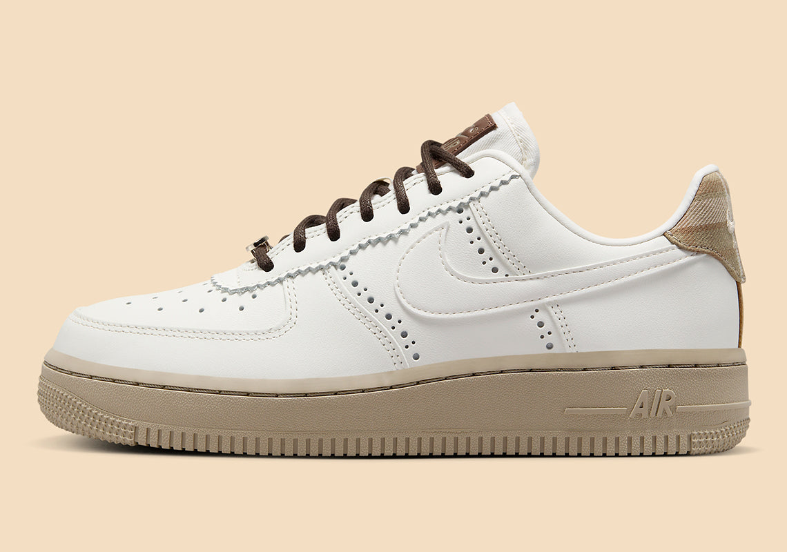 Air Force 1 Low '07 LX
"Brogue Sail" (Women's)