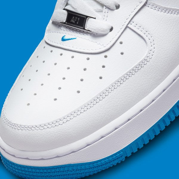 Air Force 1 Low '07
"White Light Photo Blue"