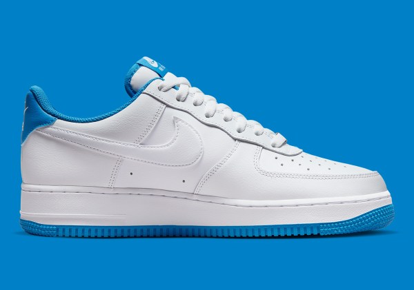 Air Force 1 Low '07
"White Light Photo Blue"