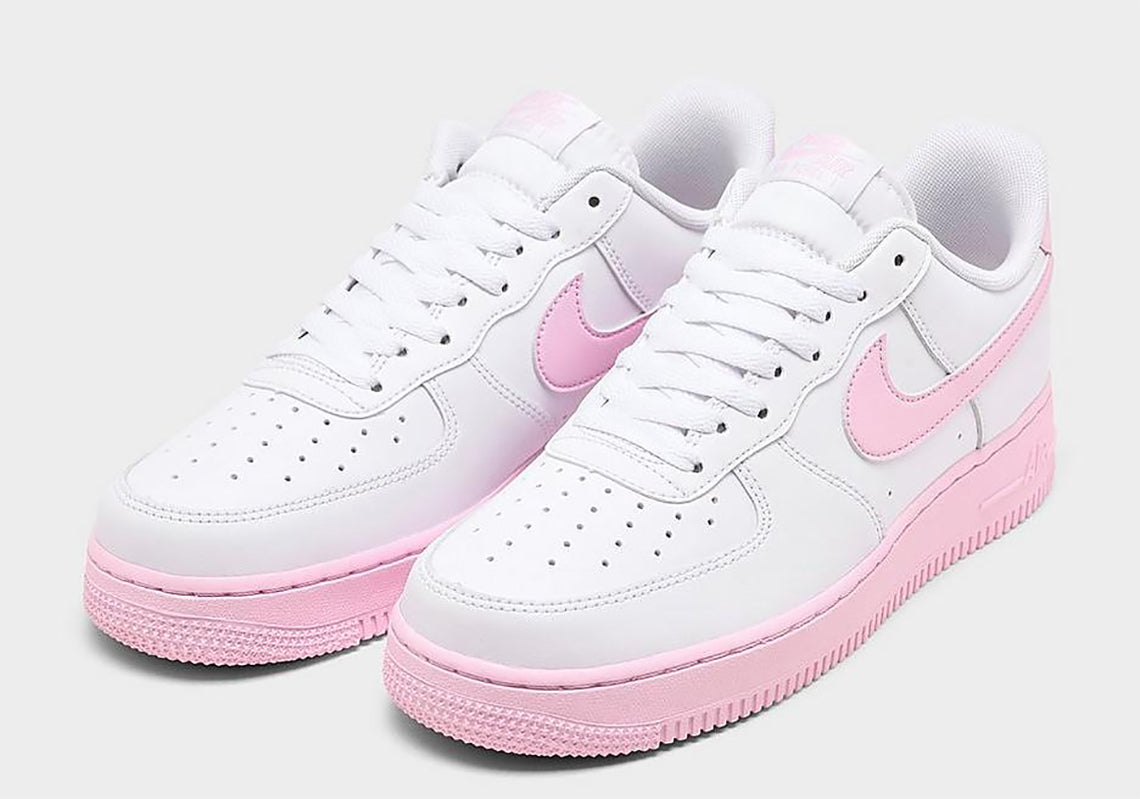 Air Force 1 Low
"White Pink Foam"