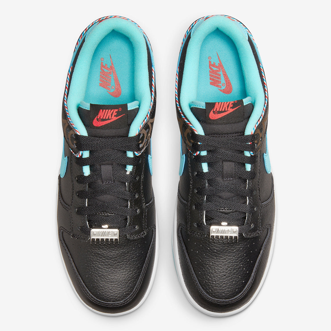 Nike Dunk Low SE
"Barber Shop Black"