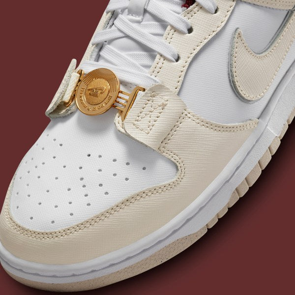 Nike Dunk Low SE
"Just Do It White Phantom"