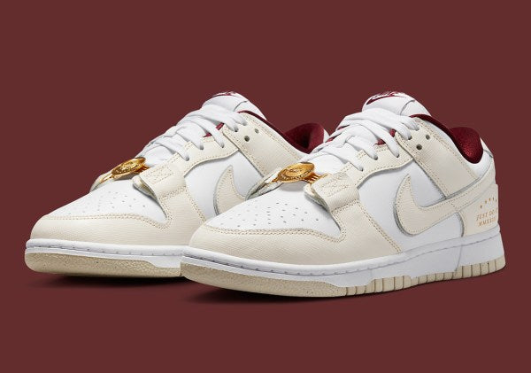 Nike Dunk Low SE
"Just Do It White Phantom"