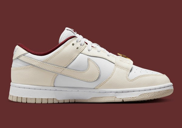 Nike Dunk Low SE
"Just Do It White Phantom"