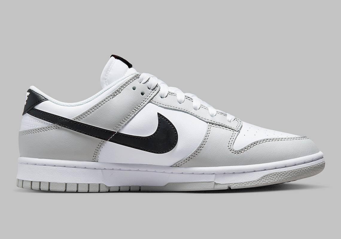 Nike Dunk Low SE
Lottery Pack "Grey Fog"