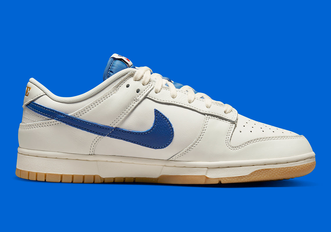 Nike Dunk Low SE "Sail Dark Marina Blue"