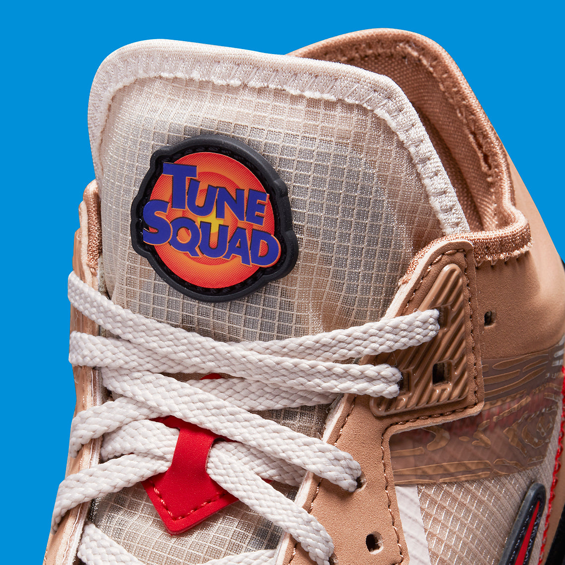 Nike LeBron 18 Low
"Wile E. vs Roadrunner Space Jam"