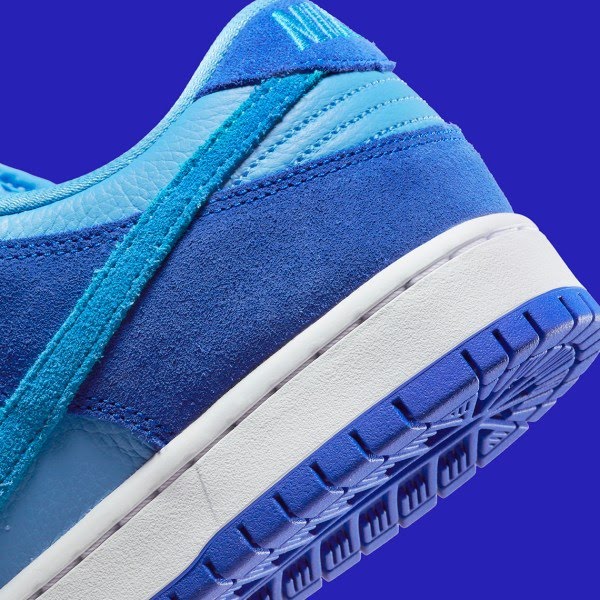 Nike SB Dunk Low
"Blue Raspberry"