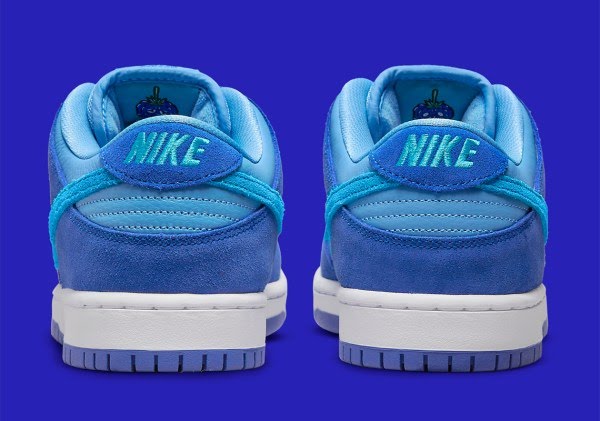 Nike SB Dunk Low
"Blue Raspberry"