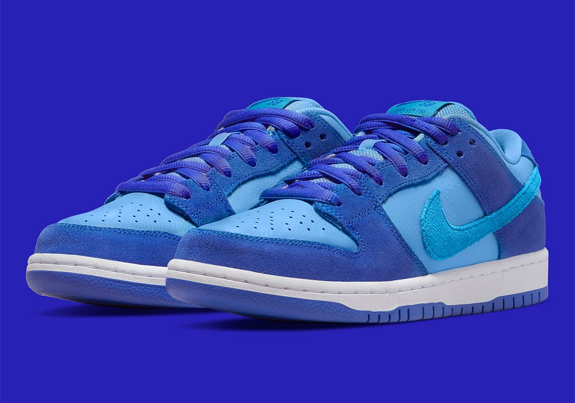 Nike SB Dunk Low
"Blue Raspberry"