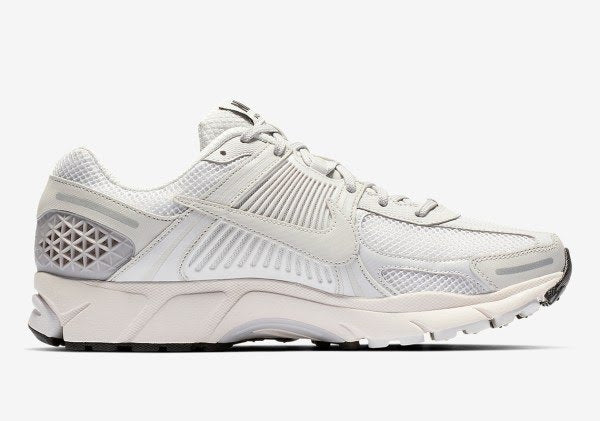 Nike Zoom Vomero 5 SP
"Vast Grey"