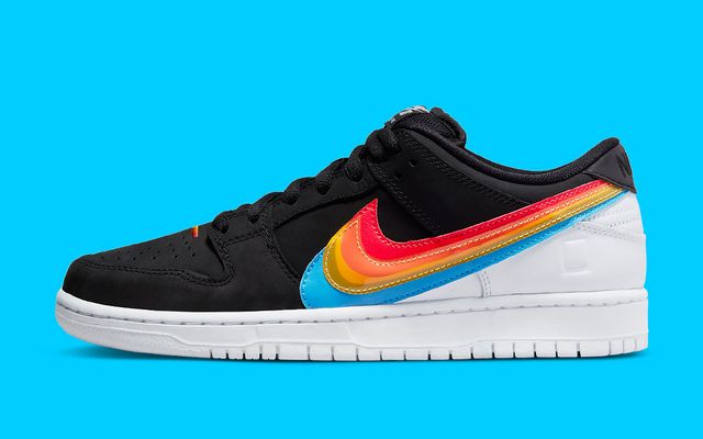 Nike SB Dunk Low
"Polaroid"