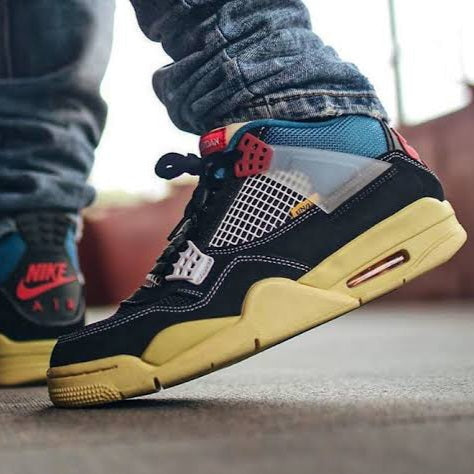 Air Jordan 4 Retro "Union Off Noir"