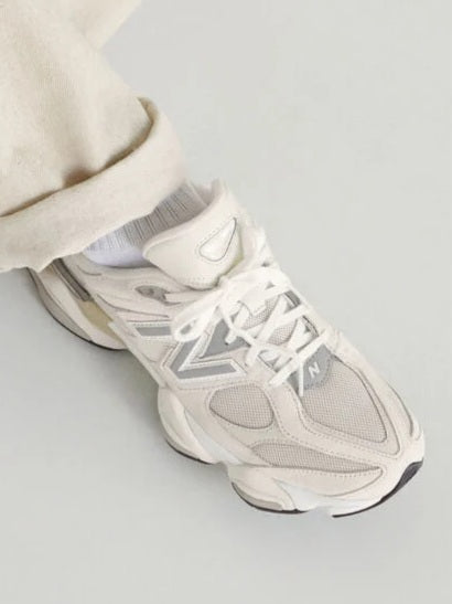 New Balance 9060
"Sea Salt Moonbeam"
