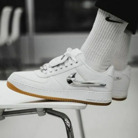 Air Force 1 Low x 
Travis Scott (AF100)