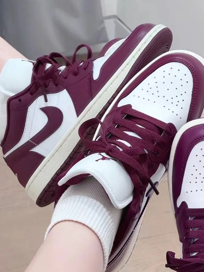 Air Jordan 1 Low "Bordeaux" (Women's)