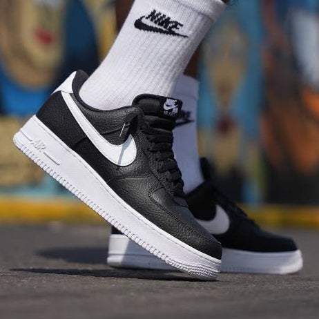 Air Force 1 Low '07 "Black White Pebbled Leather"