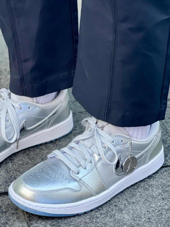 Air Jordan 1 Retro Low Golf
"Gift Giving Pack"