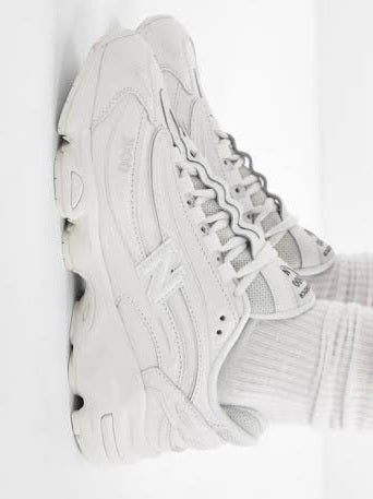 New Balance 1000
"Reflection Sea Salt"