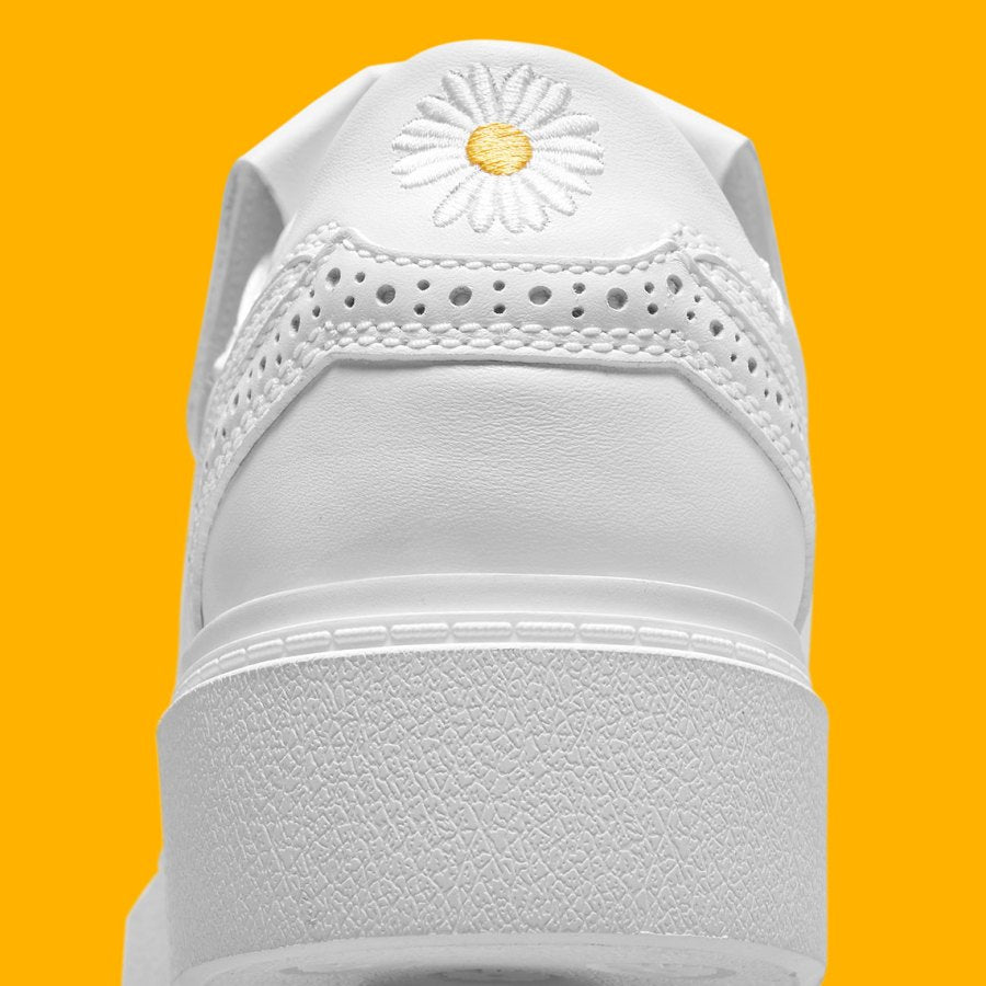 Nike Kwondo 1 x
G-Dragon Peaceminusone "Triple White"