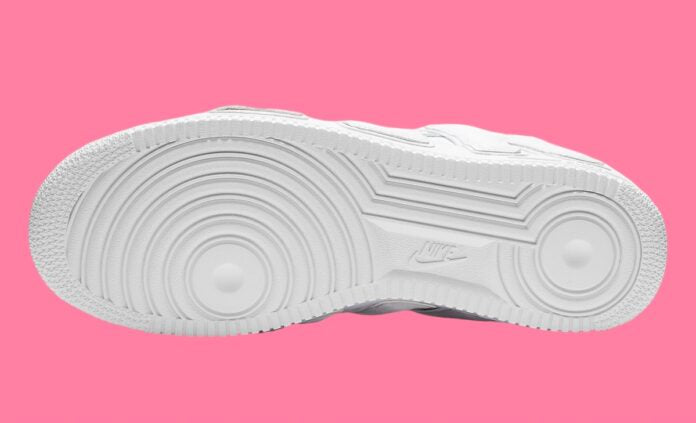 Air Force 1 Low
"Cactus Plant Flea Market White" (2024)