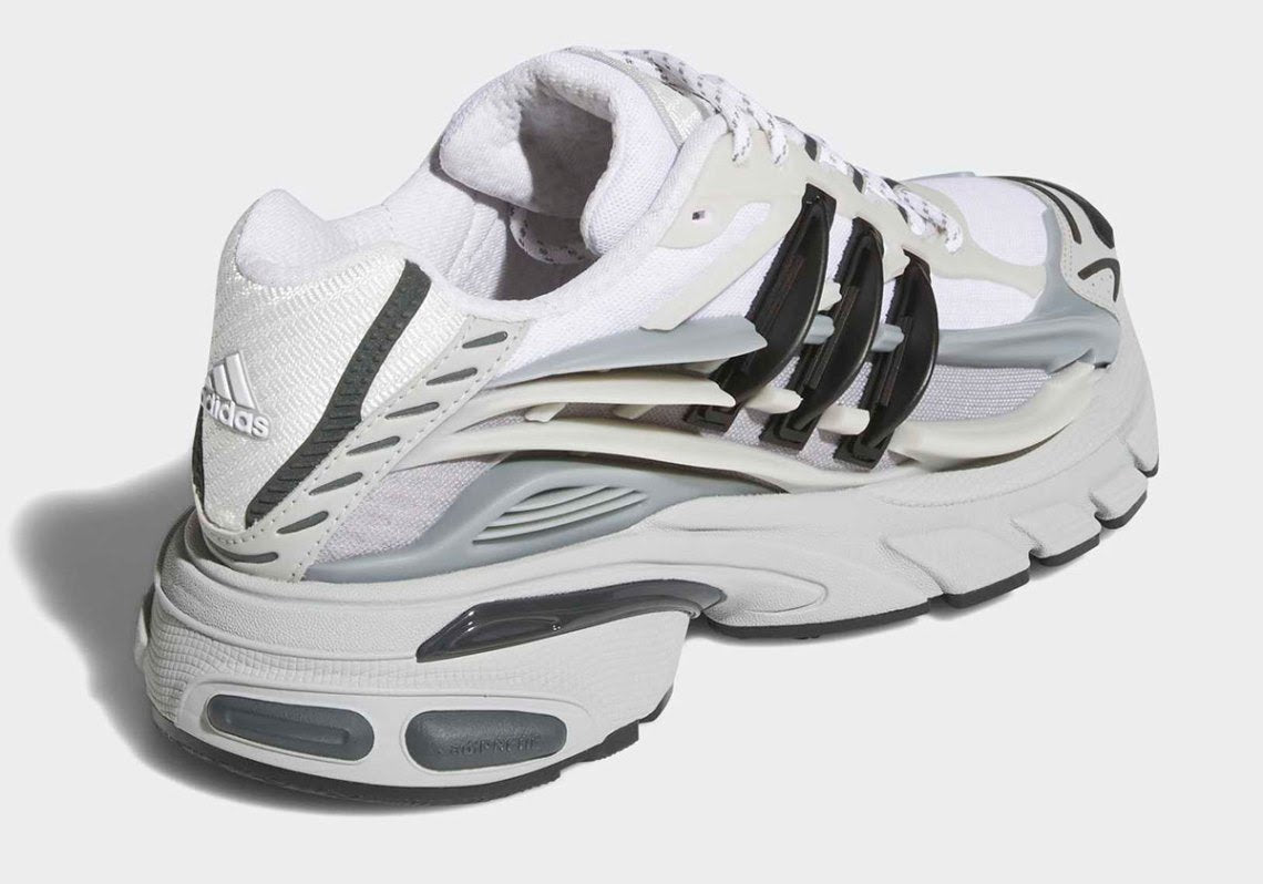 Adidas Adistar Jellyfish x 
Pharrell Williams "Solid Grey Black"