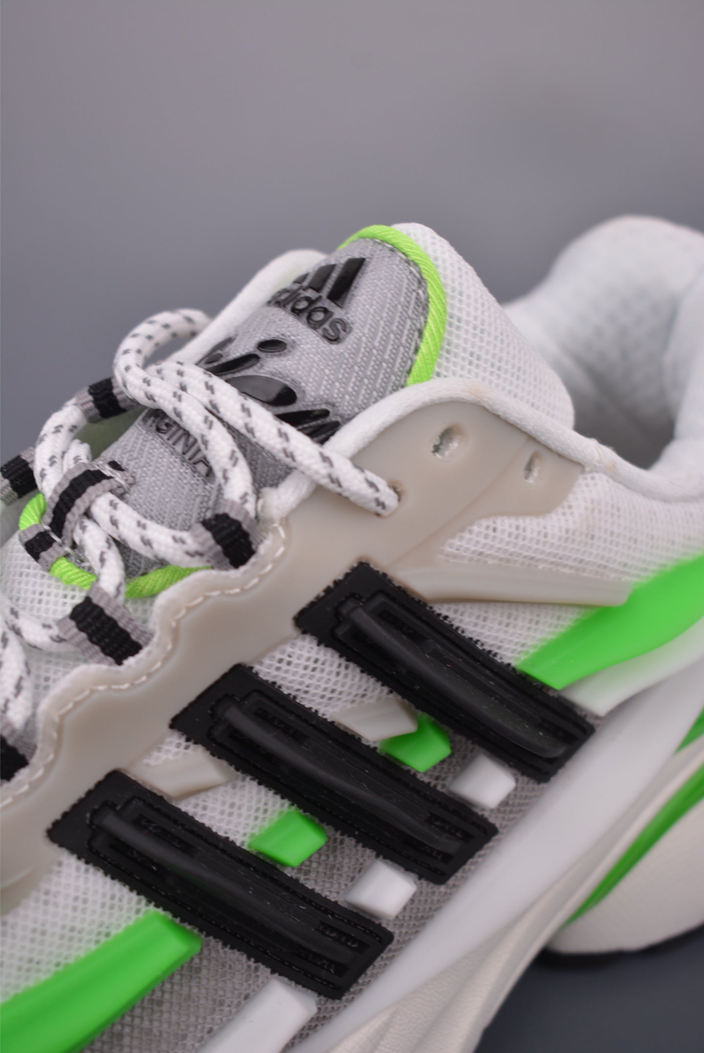 Adidas Adistar Jellyfish x
Pharrell Williams "Real Green"