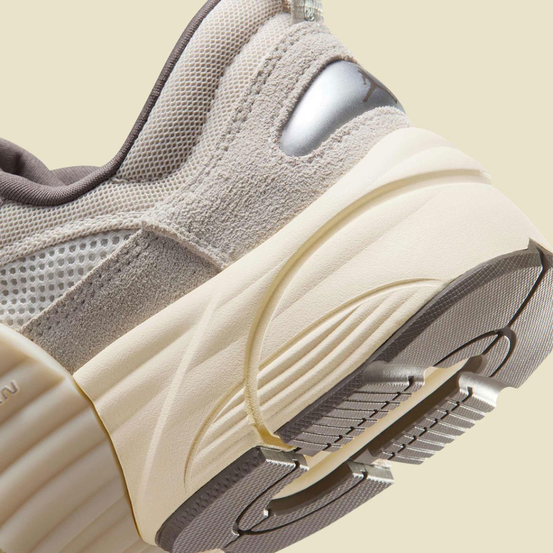 Jordan Trunner O/S "Light Orewood Brown"