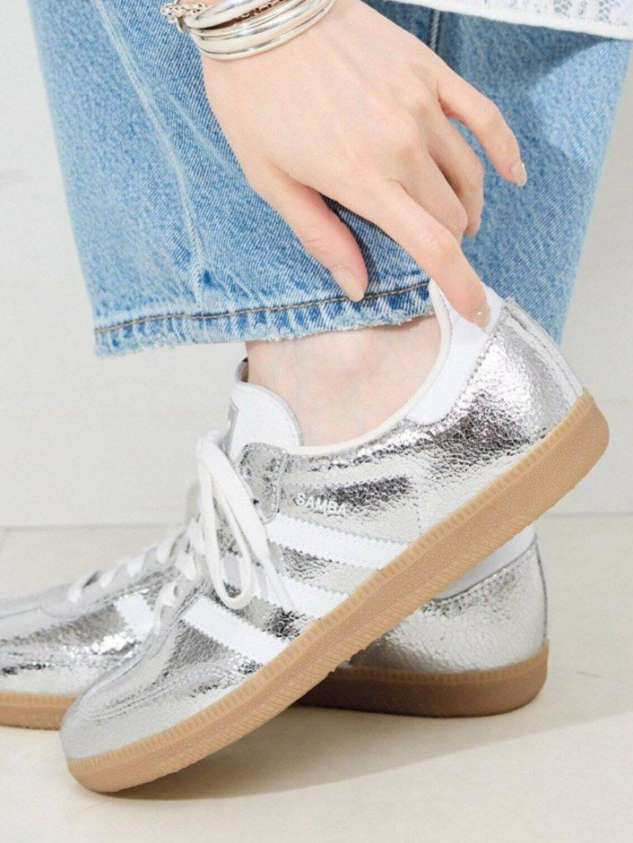 Adidas Samba OG
"Silver Metallic Cracked Leather" (Women's)