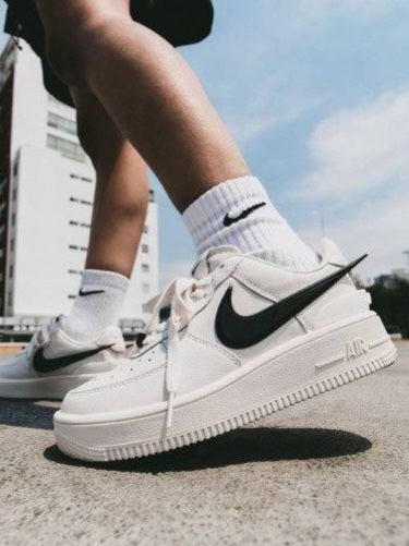 Air Force 1 Low SP x 
AMBUSH "Phantom"