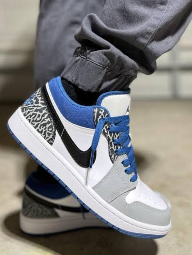 Air Jordan 1 Low SE
"True Blue"
